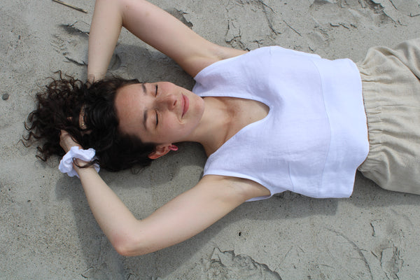 Sun Day Tank - V-neck
